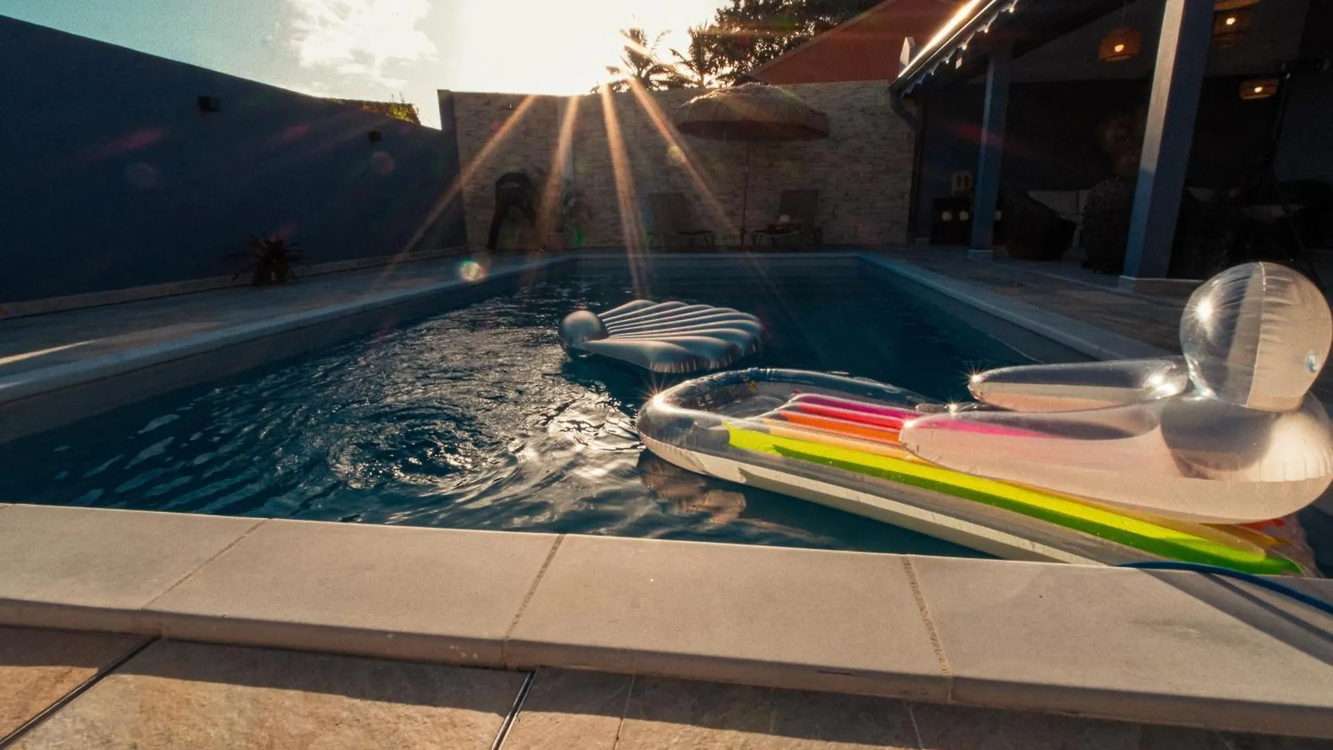 Villa L Or De Belfond Piscine & Plage A Pied Sainte-Anne