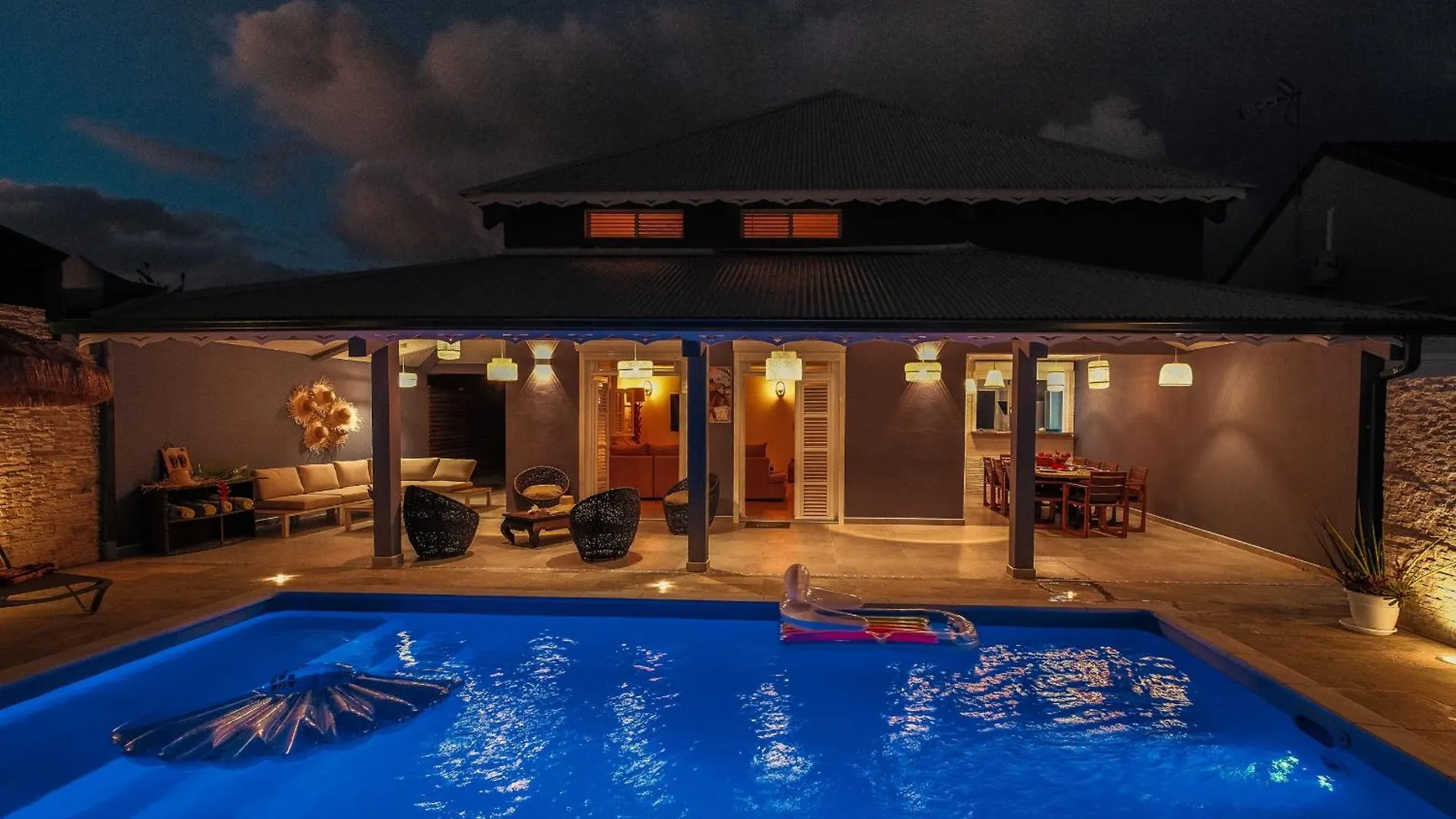 Villa L Or De Belfond Piscine & Plage A Pied Sainte-Anne 0*,  Martinik