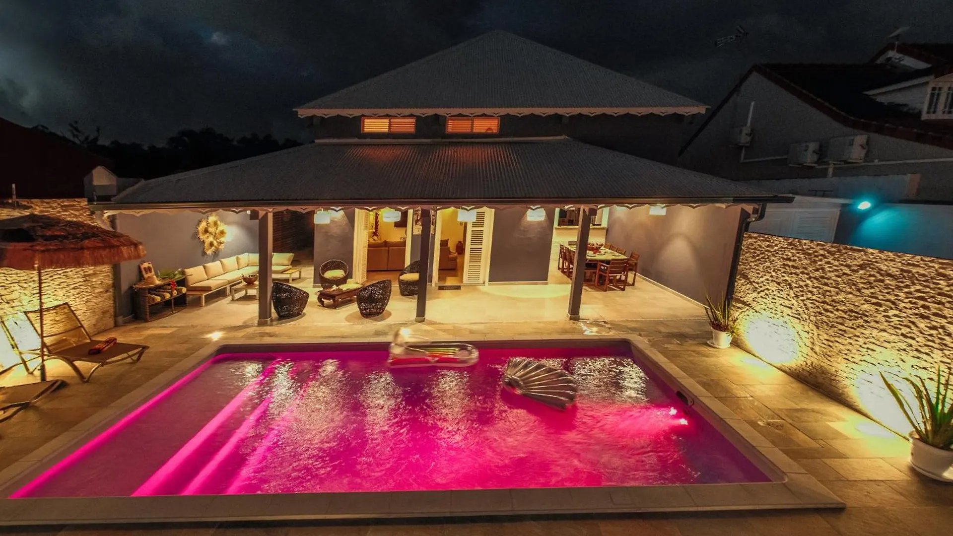 Villa L Or De Belfond Piscine & Plage A Pied Sainte-Anne 0*,  Martinik